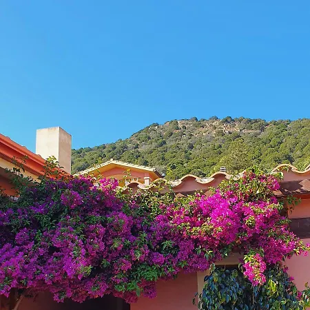 La Vela Bed & Breakfast 3*