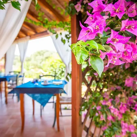 Bed & Breakfast La Vela Chia